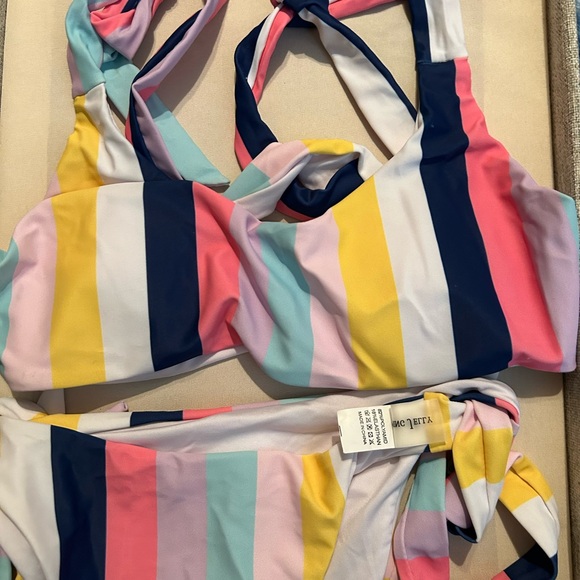 Women’s Swim Suit size Medium - Picture 7 of 7